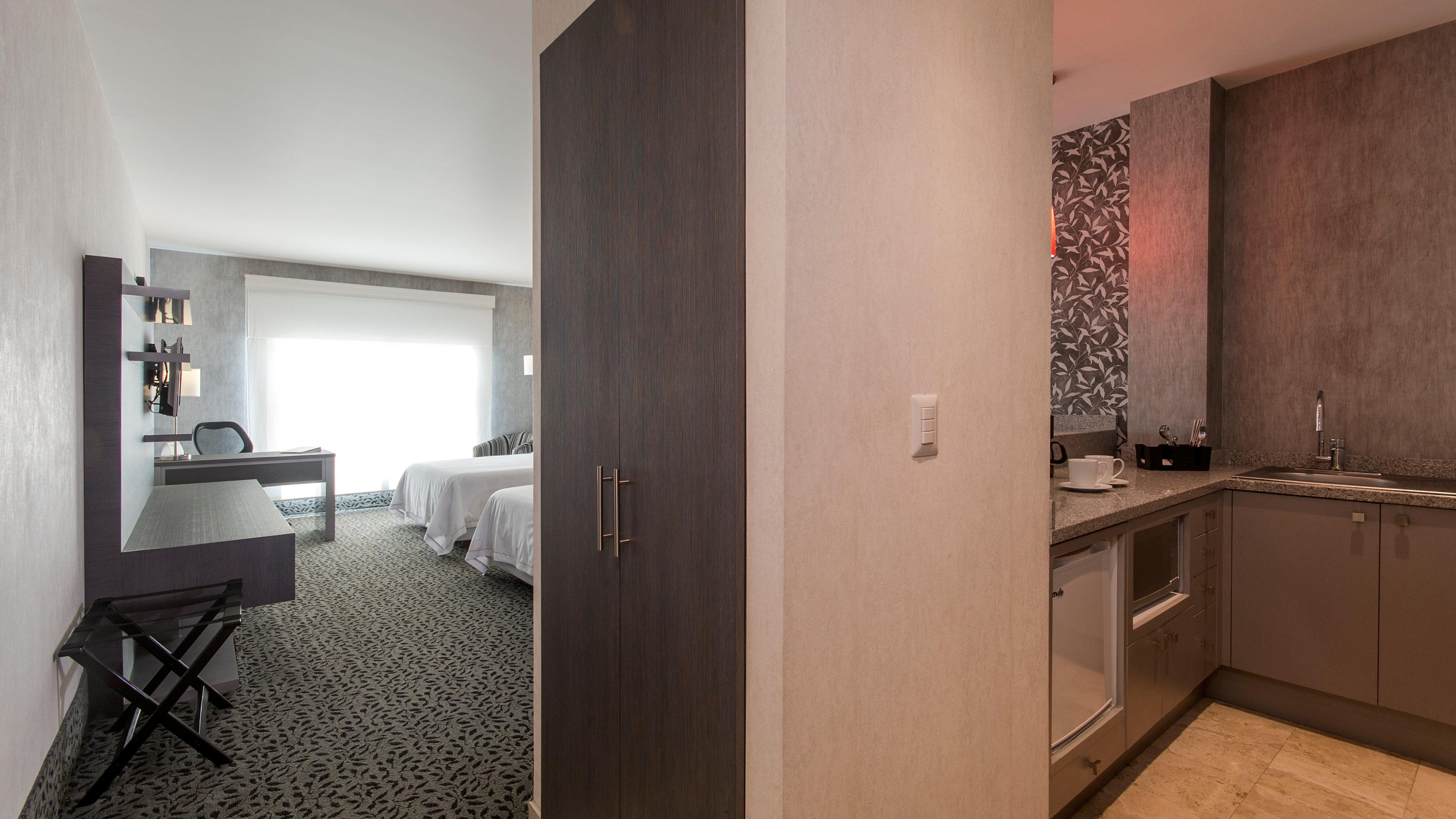 Holiday Inn Express & Suites Queretaro By Ihg Экстерьер фото