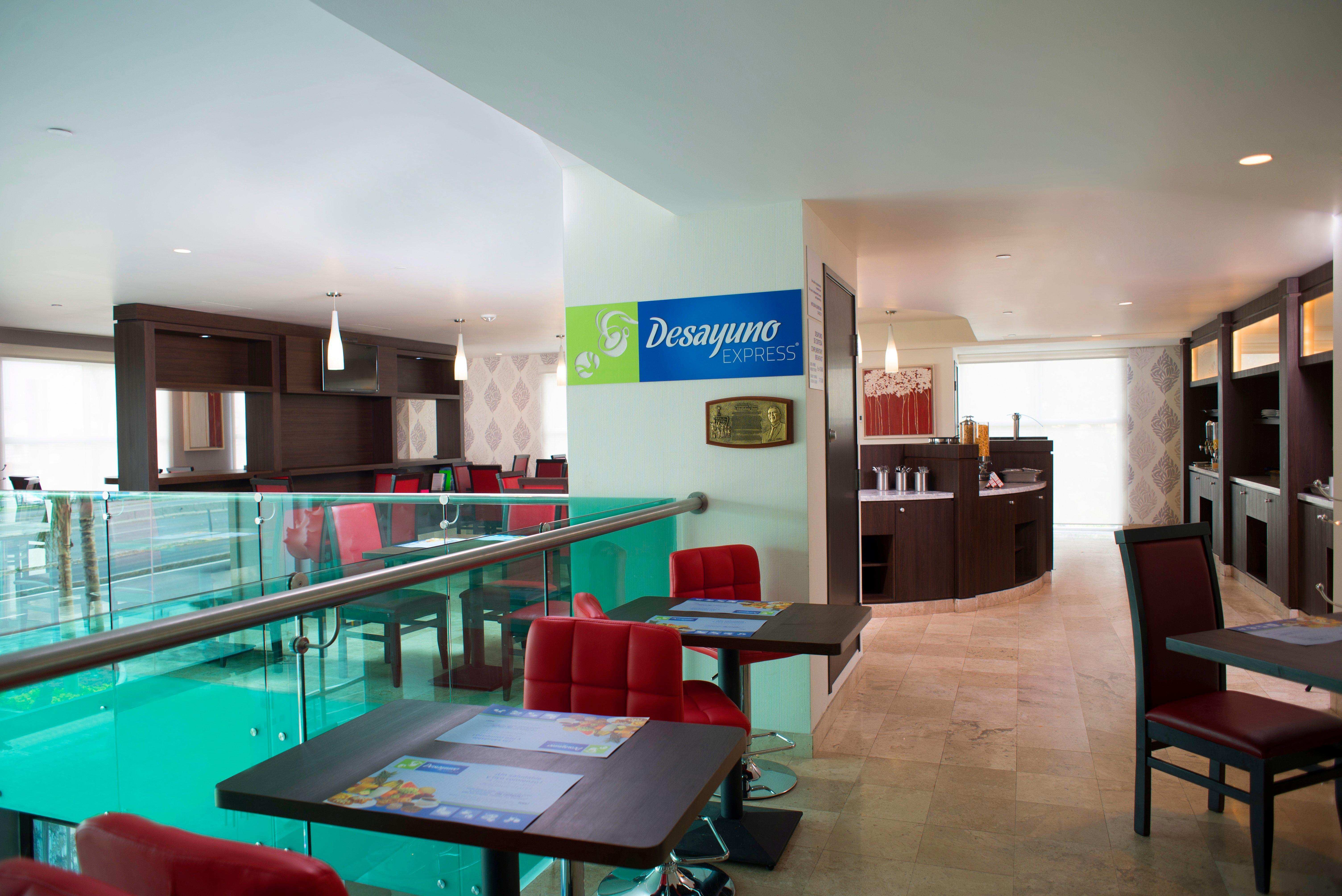 Holiday Inn Express & Suites Queretaro By Ihg Экстерьер фото