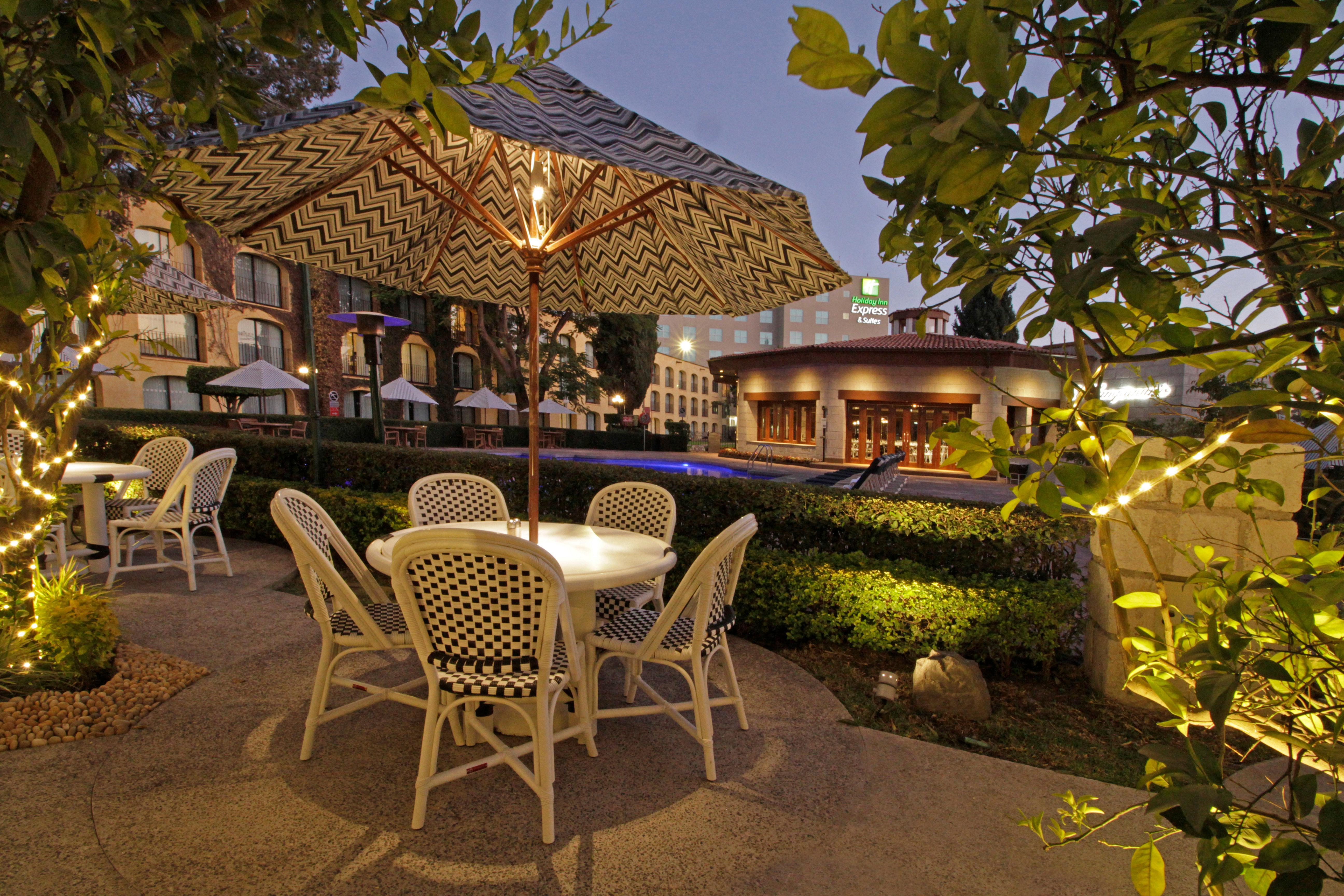 Holiday Inn Express & Suites Queretaro By Ihg Экстерьер фото
